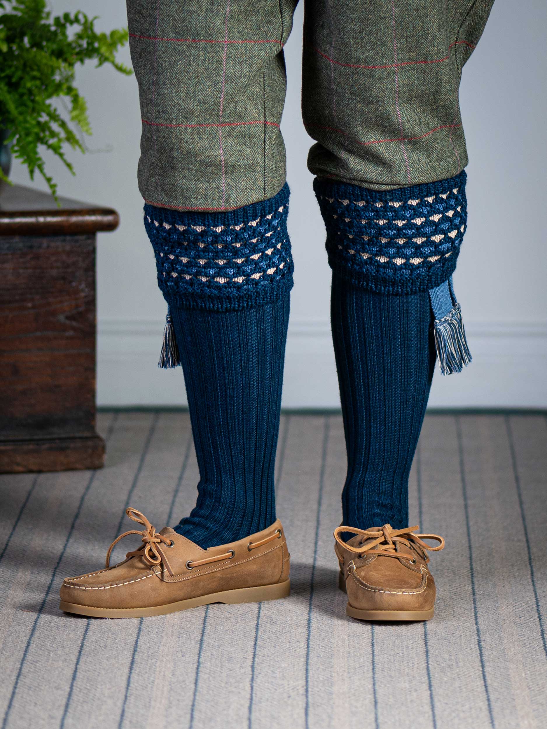 The Lady Honeycomb Shooting Sock & Garter, Indigo