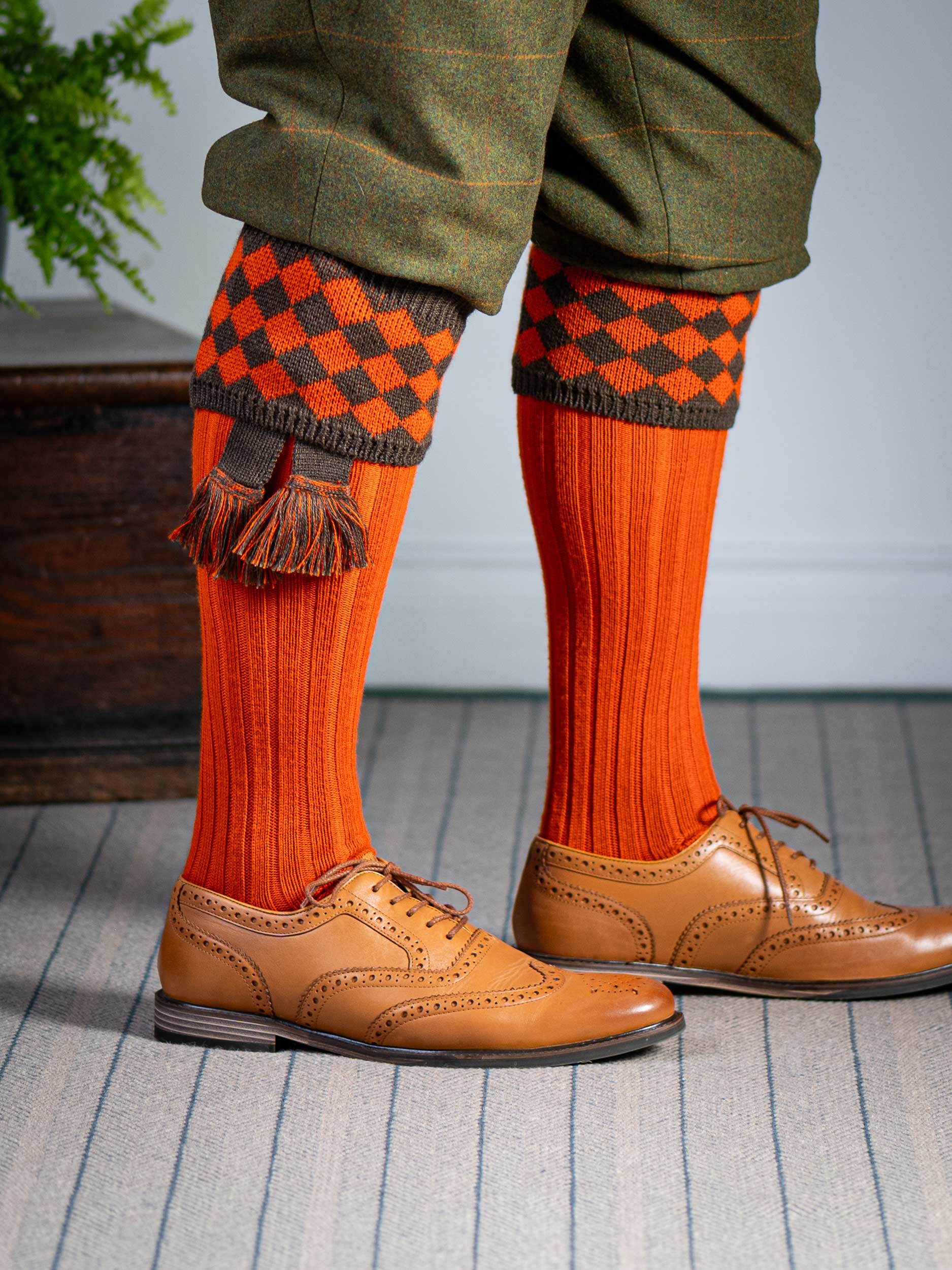 The Fownhope Shooting Socks and Garter, Nasturtium