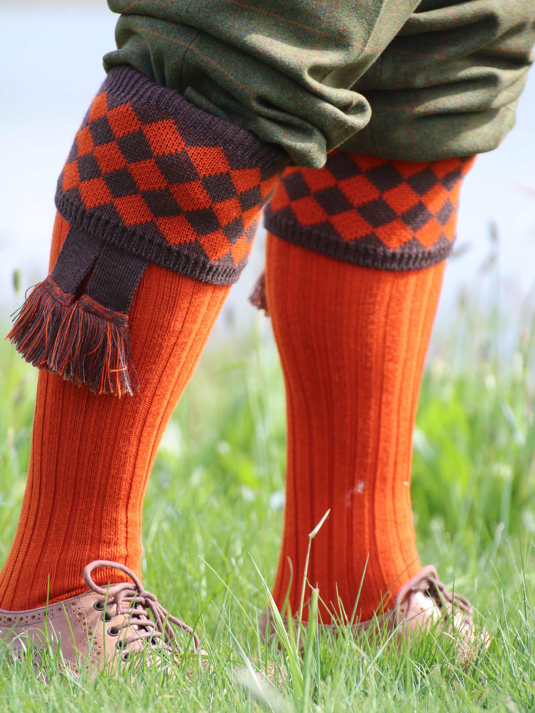 The Fownhope Shooting Socks and Garter, Nasturtium